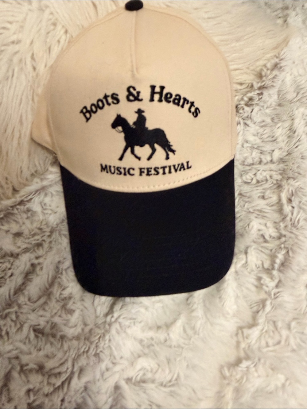 REVOLVE Boots & Hearts Two-Tone Cap in Cream & Black